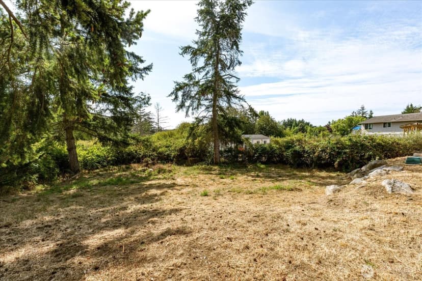 Property photo for 1002 Carl Avenue, Oak Harbor photo 31