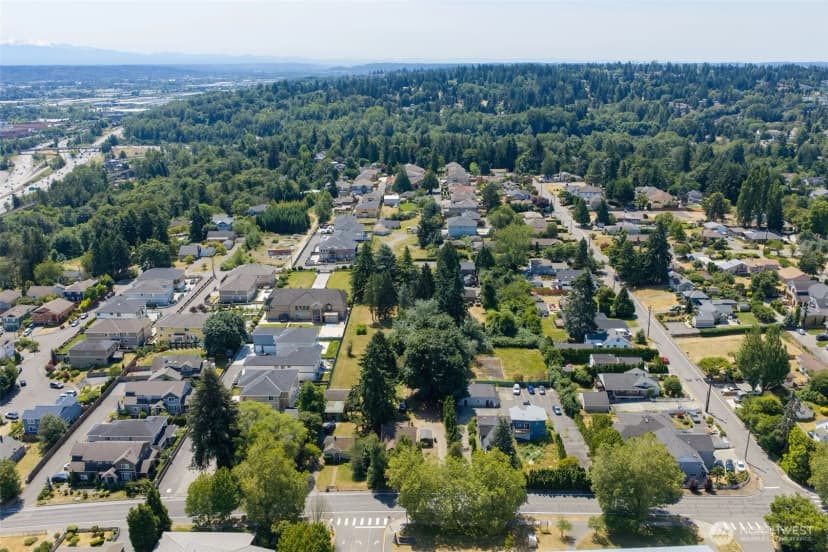 Property photo for 4624 S 146th Street, Tukwila photo 16