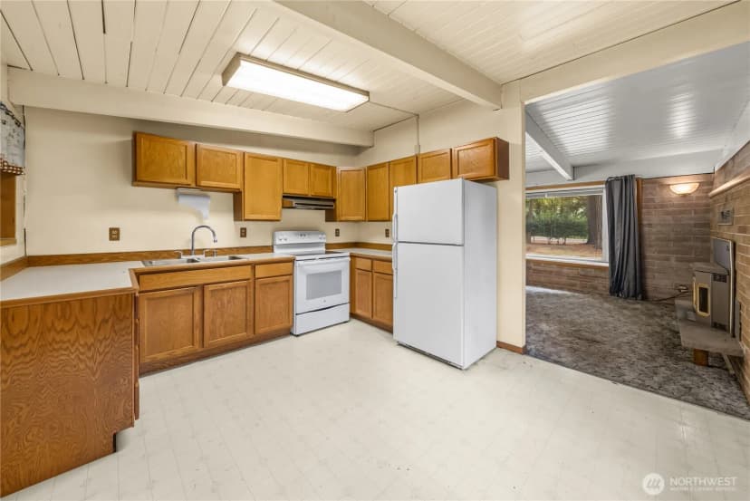 Property photo for 32425 46th Place S, Auburn photo 16