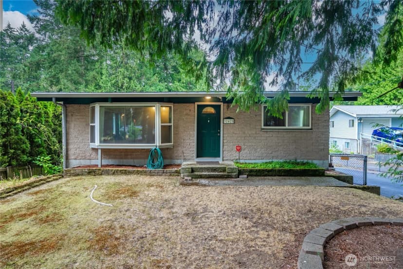Property photo for 32425 46th Place S, Auburn