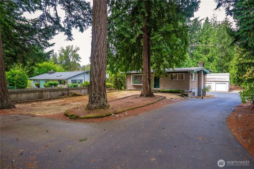 Property photo for 32425 46th Place S, Auburn photo 3