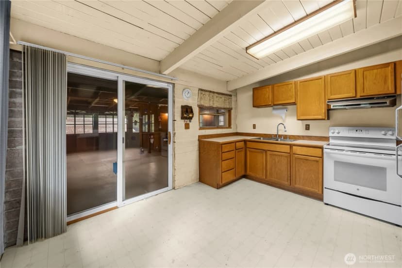 Property photo for 32425 46th Place S, Auburn photo 18