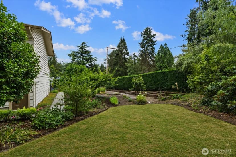 Property photo for 1007 174th Avenue Ne, Bellevue photo 38