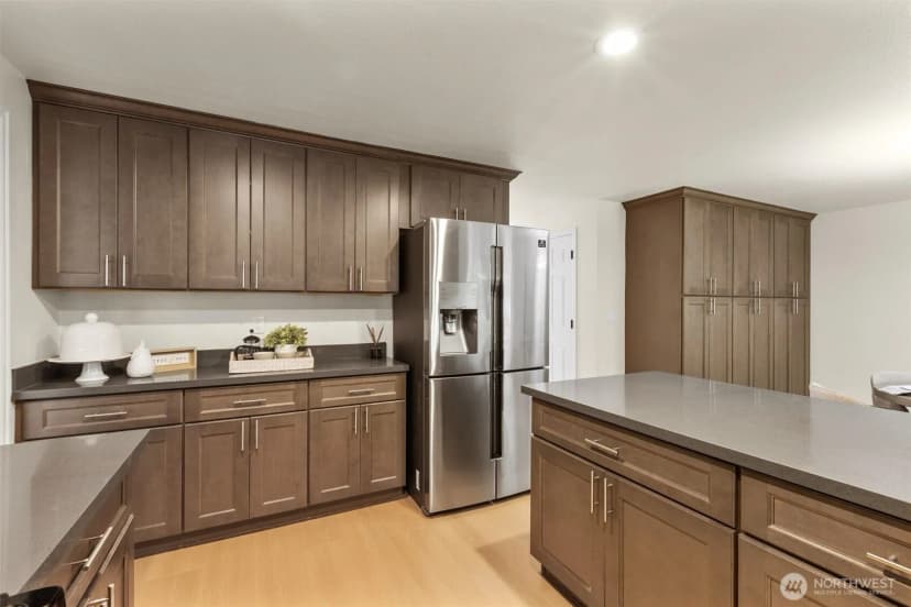 Property photo for 1007 174th Avenue Ne, Bellevue photo 14