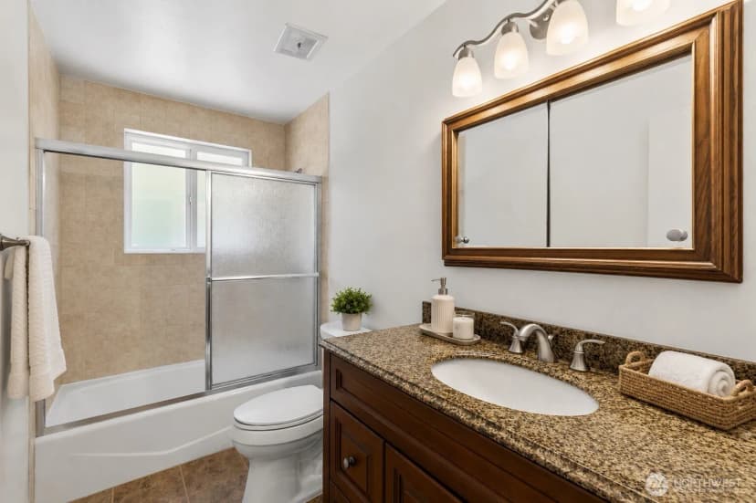 Property photo for 1007 174th Avenue Ne, Bellevue photo 32