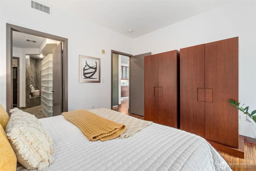 Property photo for 2033 2nd Avenue #1507, Seattle photo 14