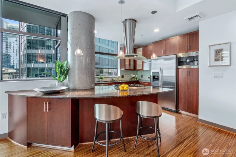 Property photo for 2033 2nd Avenue #1507, Seattle photo 10