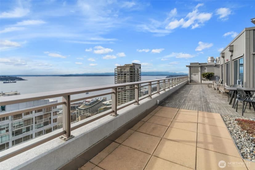 Property photo for 2033 2nd Avenue #1507, Seattle photo 30
