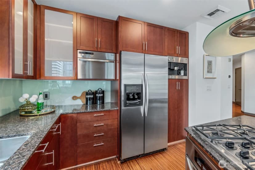 Property photo for 2033 2nd Avenue #1507, Seattle photo 12