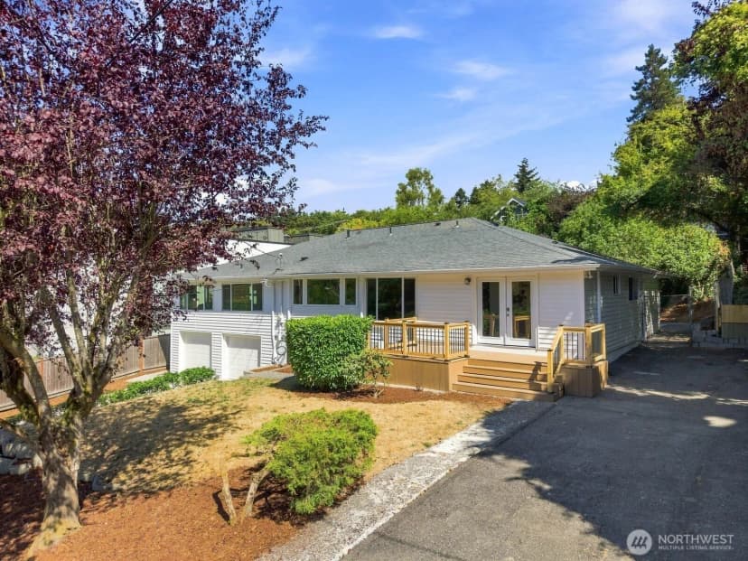 Property photo for 1510 Bradner Place S, Seattle photo 37