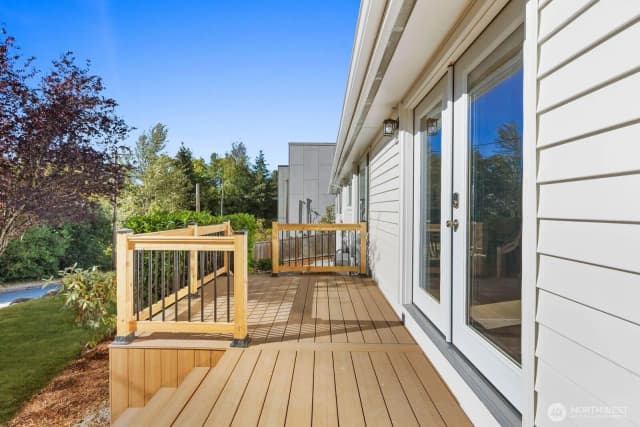 Property photo for 1510 Bradner Place S, Seattle photo 4