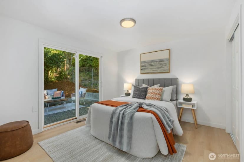 Property photo for 1510 Bradner Place S, Seattle photo 16