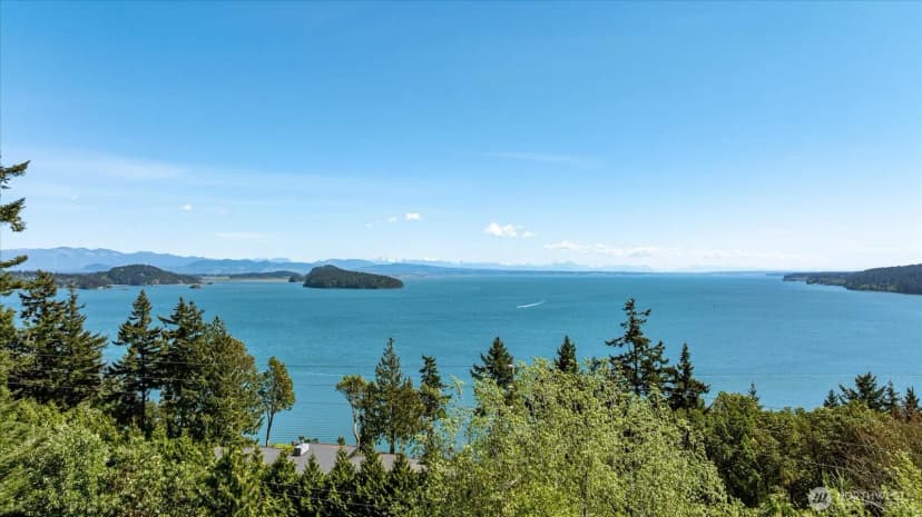 Property photo for 4444 Norris Lane, Oak Harbor photo 4