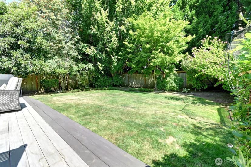 Property photo for 14918 89th Place Ne, Kenmore photo 32