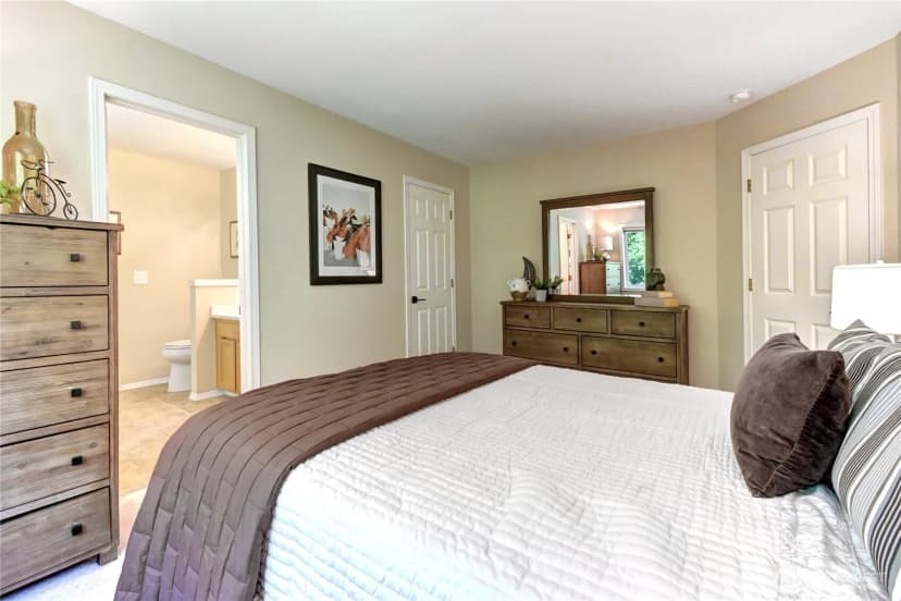 Property photo for 14918 89th Place Ne, Kenmore photo 18