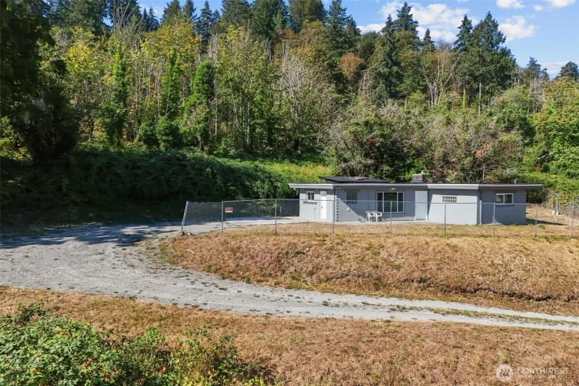Property photo for 12715 Se Green Valley Road, Auburn