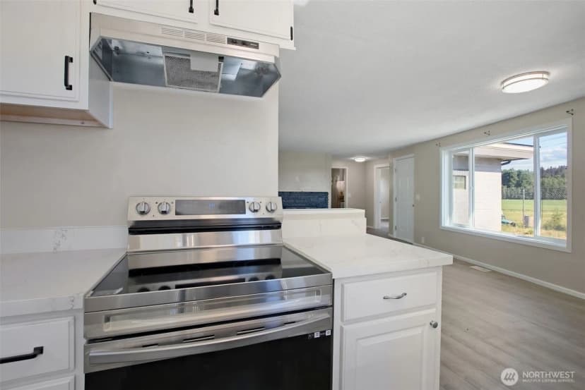 Property photo for 12715 Se Green Valley Road, Auburn photo 8