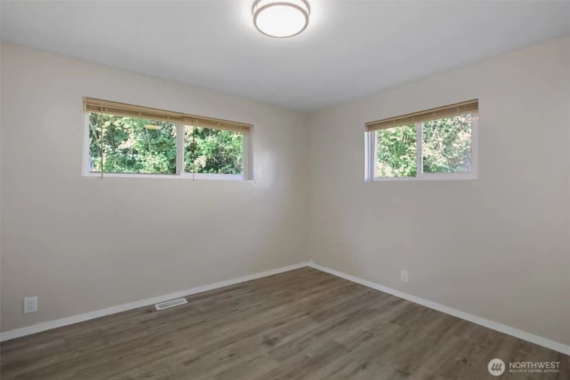 Property photo for 12715 Se Green Valley Road, Auburn photo 11