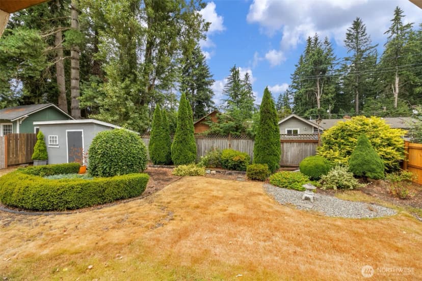 Property photo for 824 Ne 194th Street, Shoreline photo 23