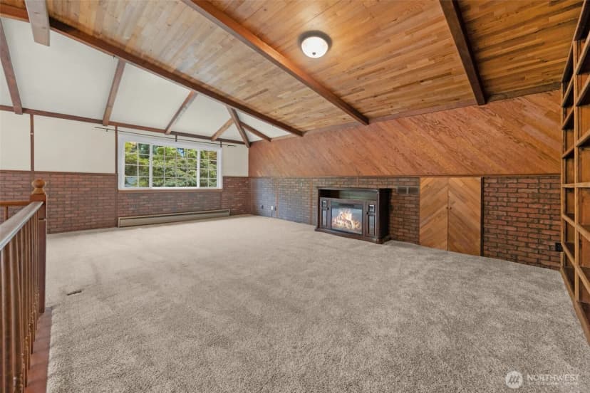 Property photo for 824 Ne 194th Street, Shoreline photo 14