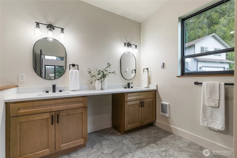 Property photo for 647 Rainbow Drive, Sedro Woolley photo 24