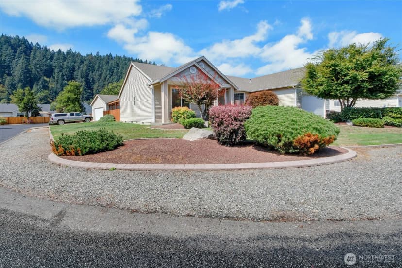 Property photo for 13714 143rd Avenue E, Orting photo 2