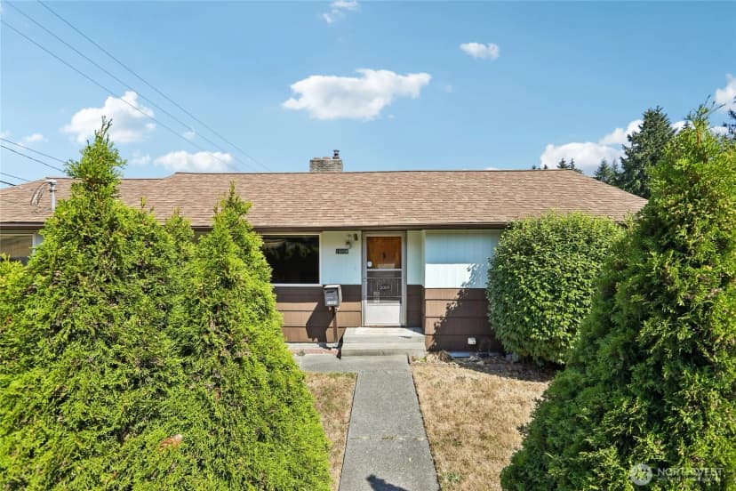 Property photo for 13004 Ambaum Boulevard Sw, Burien