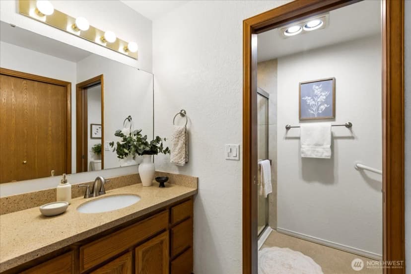 Property photo for 633 Main Street #104, Edmonds photo 18