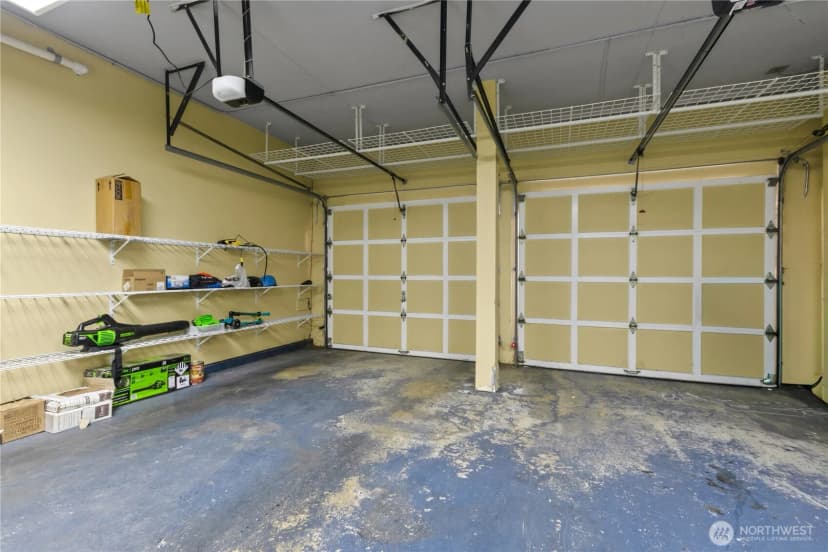 Property photo for 15865 Northup Way #41, Bellevue photo 32