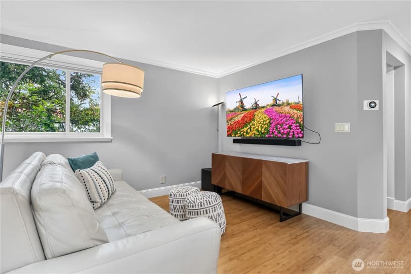 Property photo for 15865 Northup Way #41, Bellevue photo 11