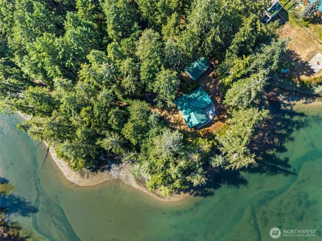 Property photo for 150 E Haskell Hill Road, Shelton