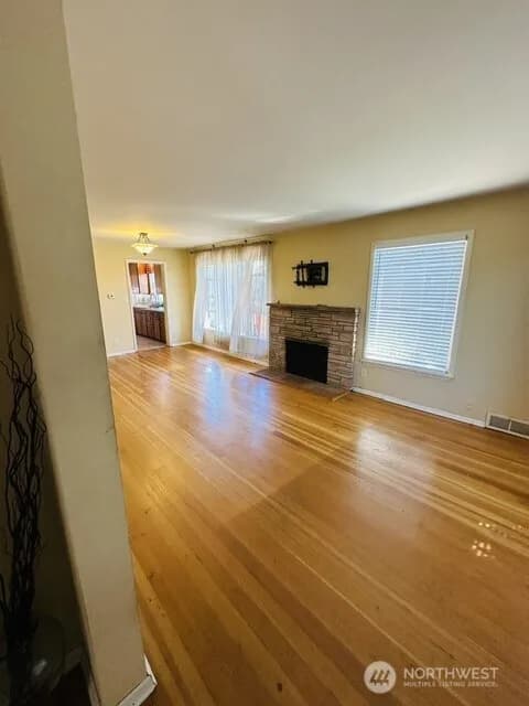 Property photo for 3210 Nw 69th Street, Seattle photo 4