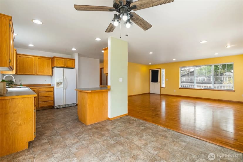 Property photo for 1425 Spruce Street, Lynden photo 11
