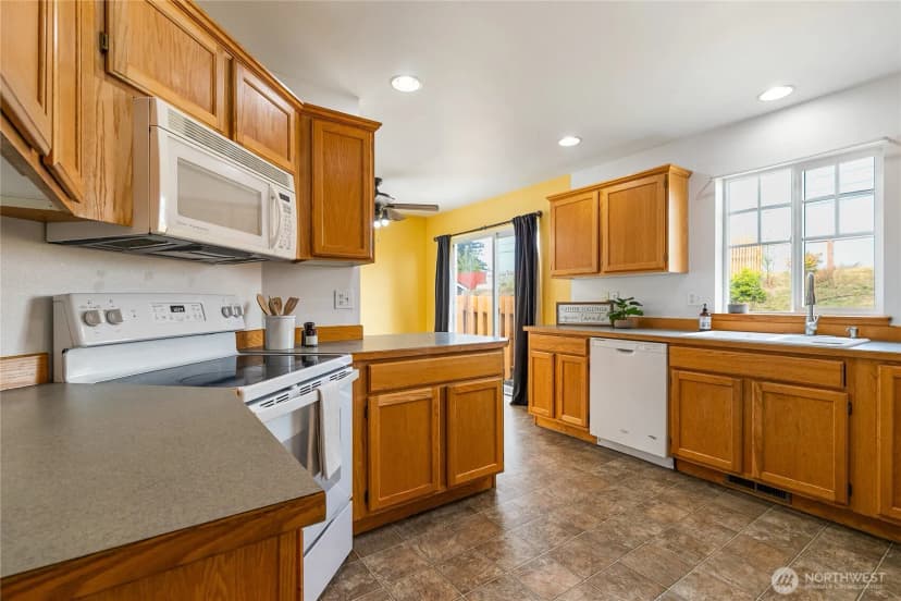 Property photo for 1425 Spruce Street, Lynden photo 12