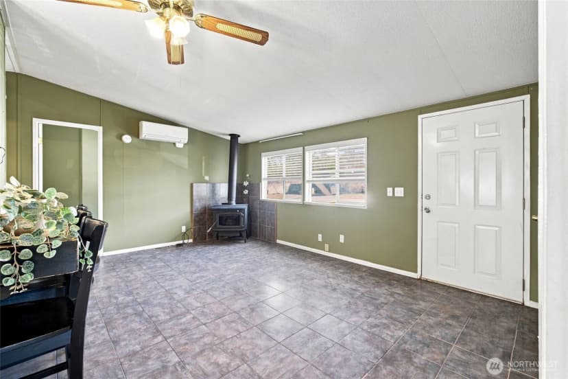 Property photo for 11509 20th Avenue Ct E #32, Tacoma photo 8