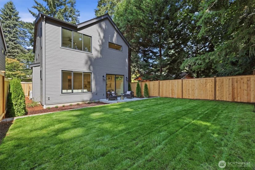 Property photo for 10026 Slater Avenue Ne, Kirkland photo 30