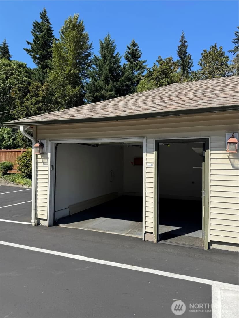 Property photo for 14335 Simonds Rd Ne #a102, Kirkland photo 22