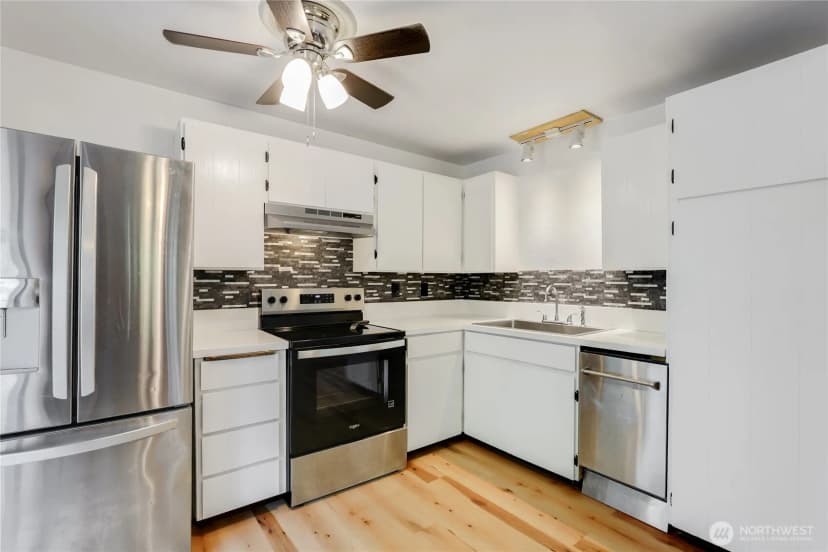 Property photo for 982 Sw Shannon Drive, Port Orchard photo 9