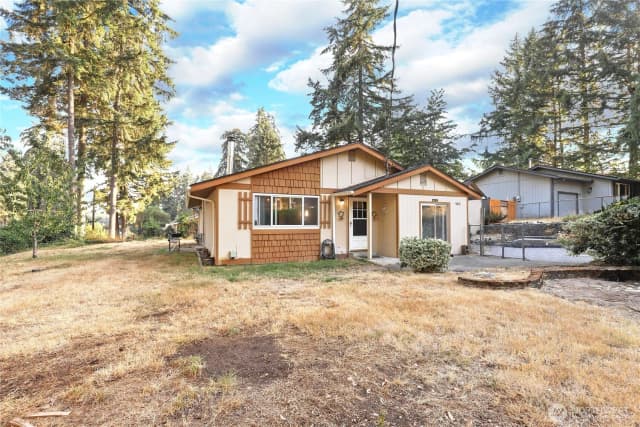 Property photo for 982 Sw Shannon Drive, Port Orchard