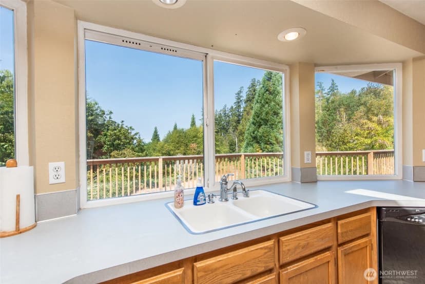 Property photo for 99 Nebel Drive, Sequim photo 9
