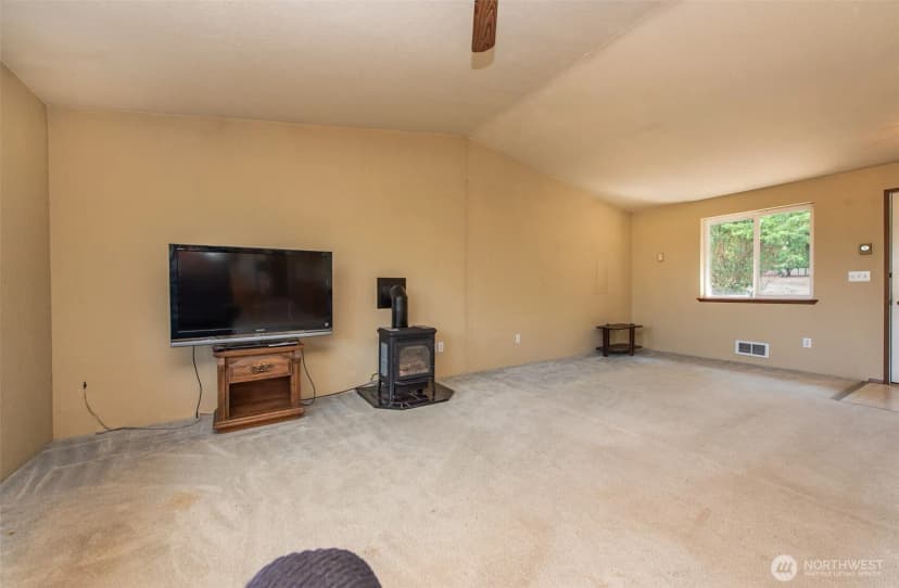 Property photo for 99 Nebel Drive, Sequim photo 8