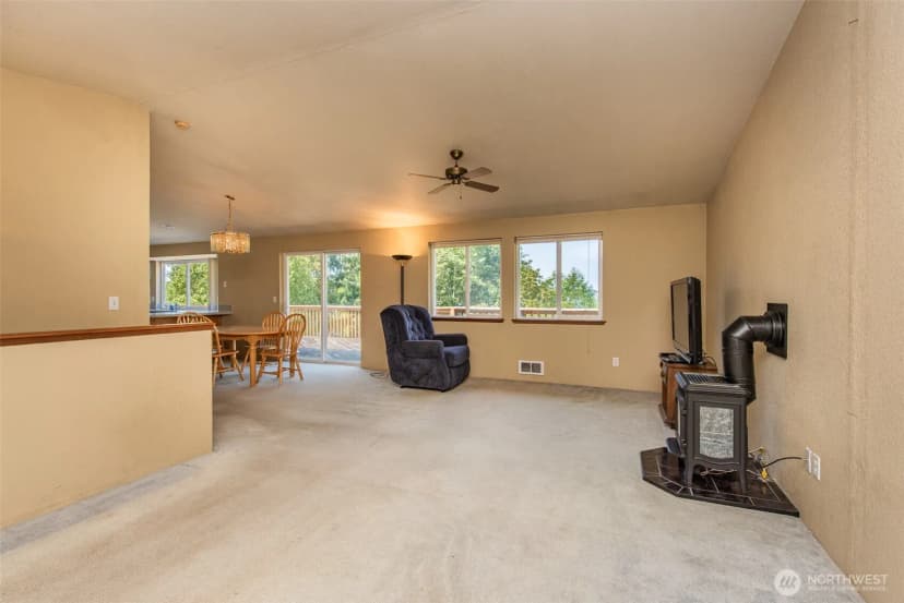 Property photo for 99 Nebel Drive, Sequim photo 6