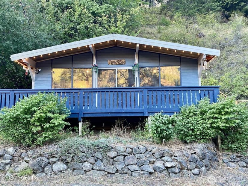 Property photo for 230 Pine Cliffs Drive, Naches