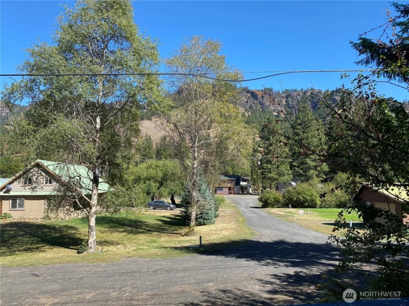 Property photo for 230 Pine Cliffs Drive, Naches photo 16