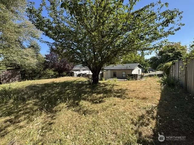 Property photo for 13745 42nd Avenue S, Tukwila photo 29