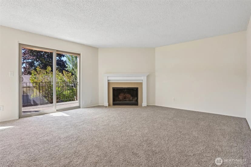 Property photo for 4904 81st Place Sw #206, Mukilteo photo 3