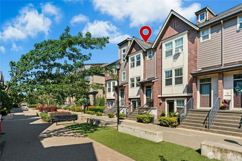 Property photo for 1340 Brooklyn Walk Ne, Issaquah photo 25