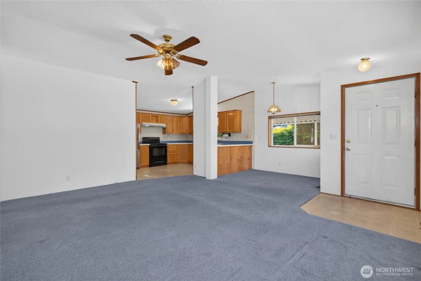 Property photo for 23825 15th Avenue Se #302, Bothell photo 11