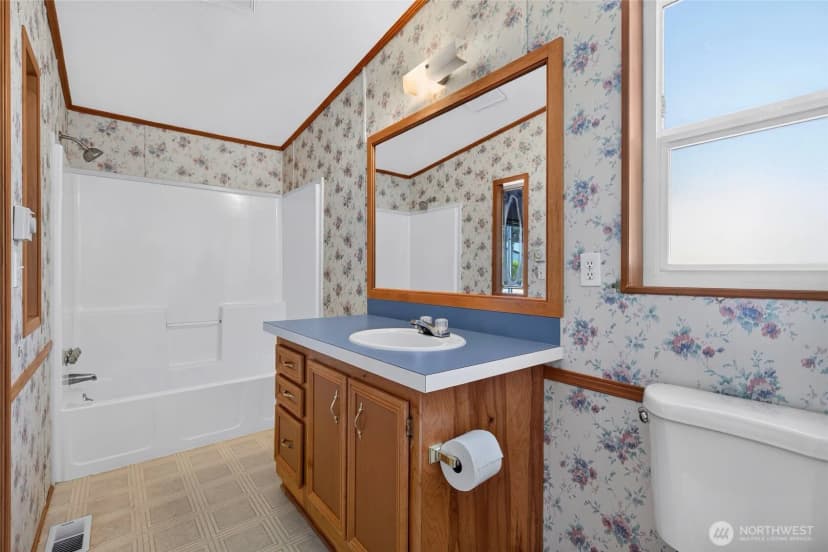 Property photo for 23825 15th Avenue Se #302, Bothell photo 19