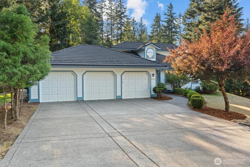 Property photo for 5750 Troon Avenue Sw, Port Orchard photo 2